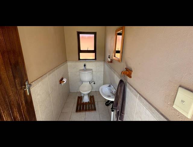 3 BEDROOM HOUSE FOR SALE IN LINMEYER